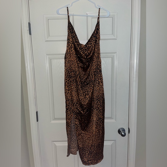 PLT Plus Size Leopard Print Strappy Satin Cowl Midi Dress - Picture 2 of 3